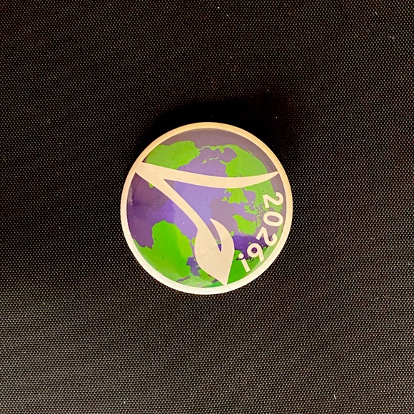 vegan pin 2026 - Picture 1 of 1